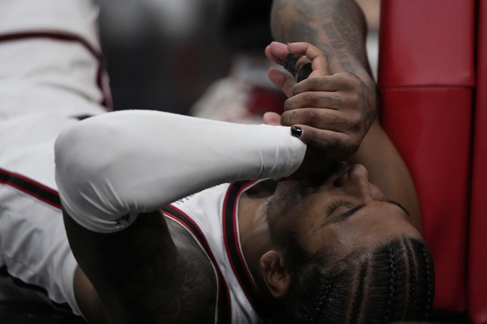 更是在本赛 更是在本赛