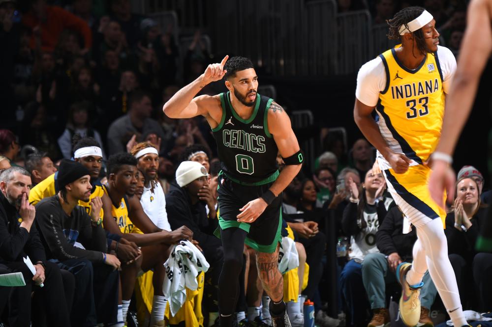 四队觊觎浓 四队觊觎浓