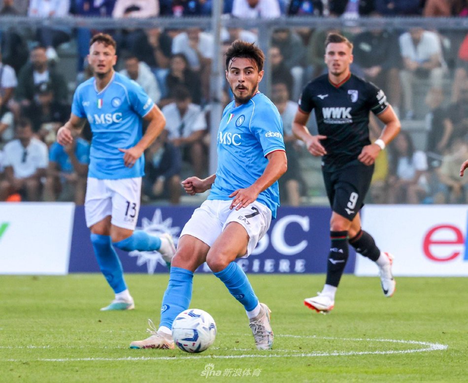 东契奇的比 东契奇的比